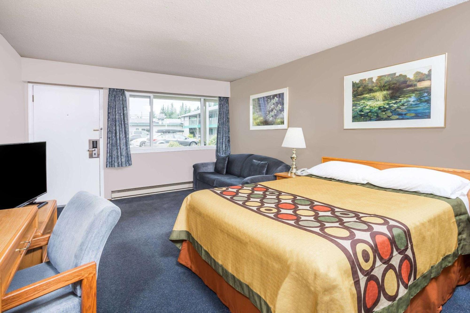 Super 8 By Wyndham Quesnel Bc Hotel Buitenkant foto