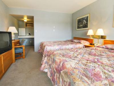 Super 8 By Wyndham Quesnel Bc Hotel Buitenkant foto